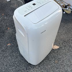 Toshiba portable AC model RAC-PD1013CWRU. 10,000 BTU