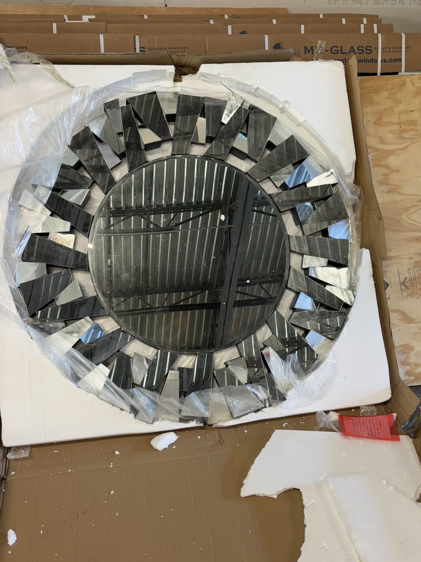 Luxury Mirrors & Lamps 