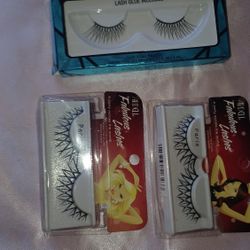 Lashes New No Glue Included