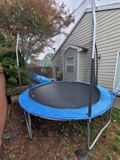 Trampoline