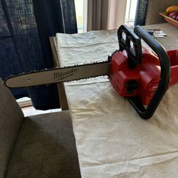 M18 FUEL 16 in. 18V Lithium-Ion Brushless Battery Chainsaw (Tool-Only)