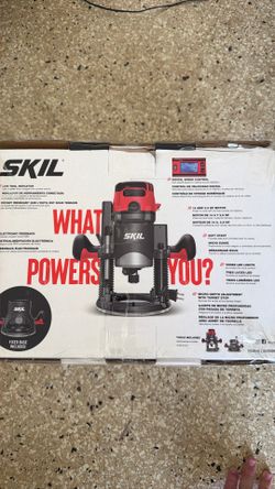 Skil Router 14 amp + bits