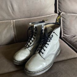 Dr Martin Boots 1460