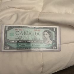 One Dollar bill canada Year 1(contact info removed) 