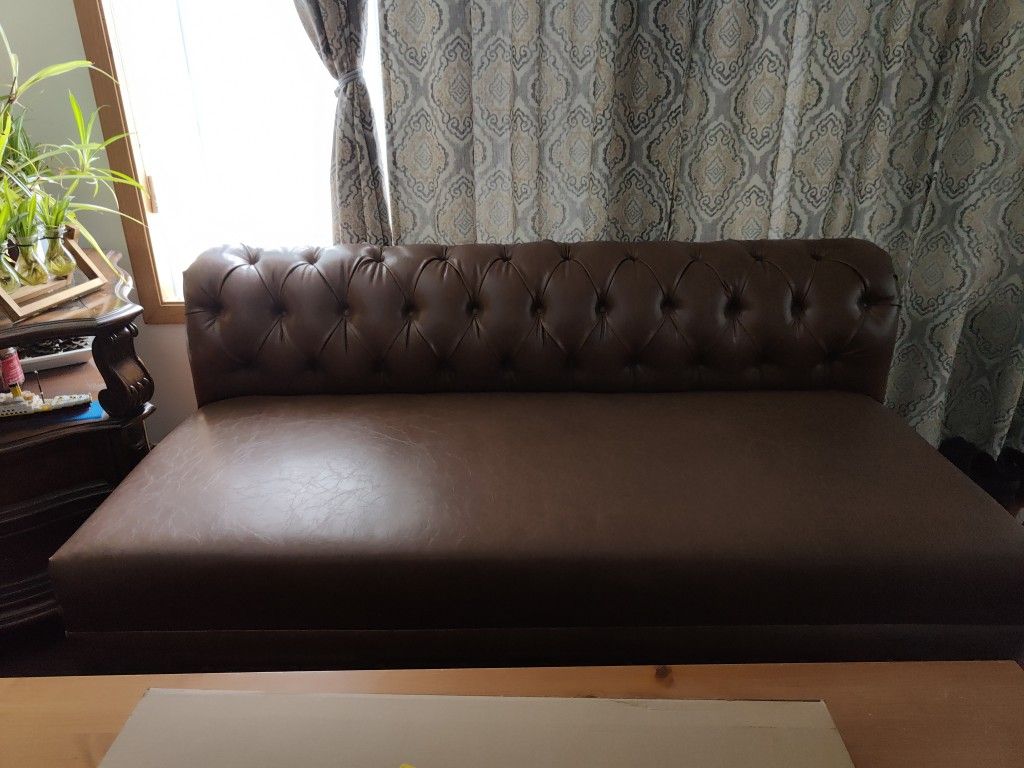 Free Couch