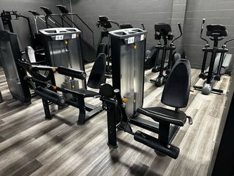TORQUE FITNESS COMMERCIAL LEG MACHINES