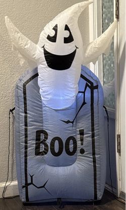 Gemmy Halloween Inflatable Ghost and Tombstone "Boo!". '...Lights Up! - 3.5 Feet