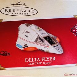 Hallmark Delta Flyer Star Trek Voyager Christmas Ornament 