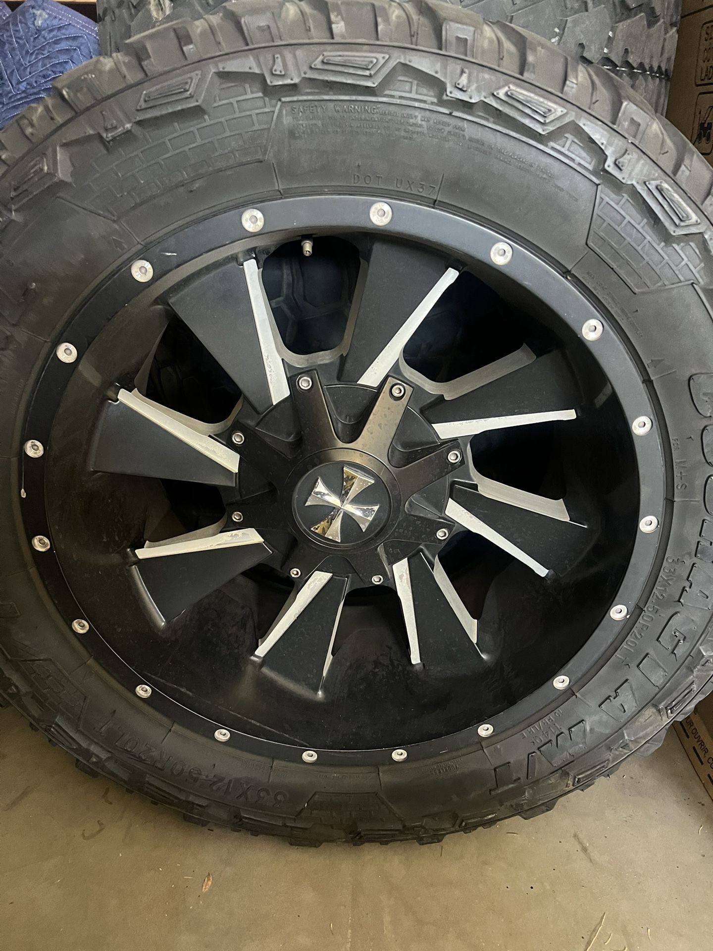 Rima And Tires