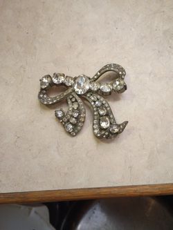 vintage Eisenberg Original bow brooch