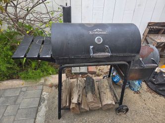 Firebox Smoker grill