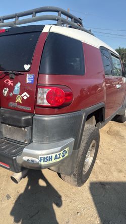Fj cruiser for parts