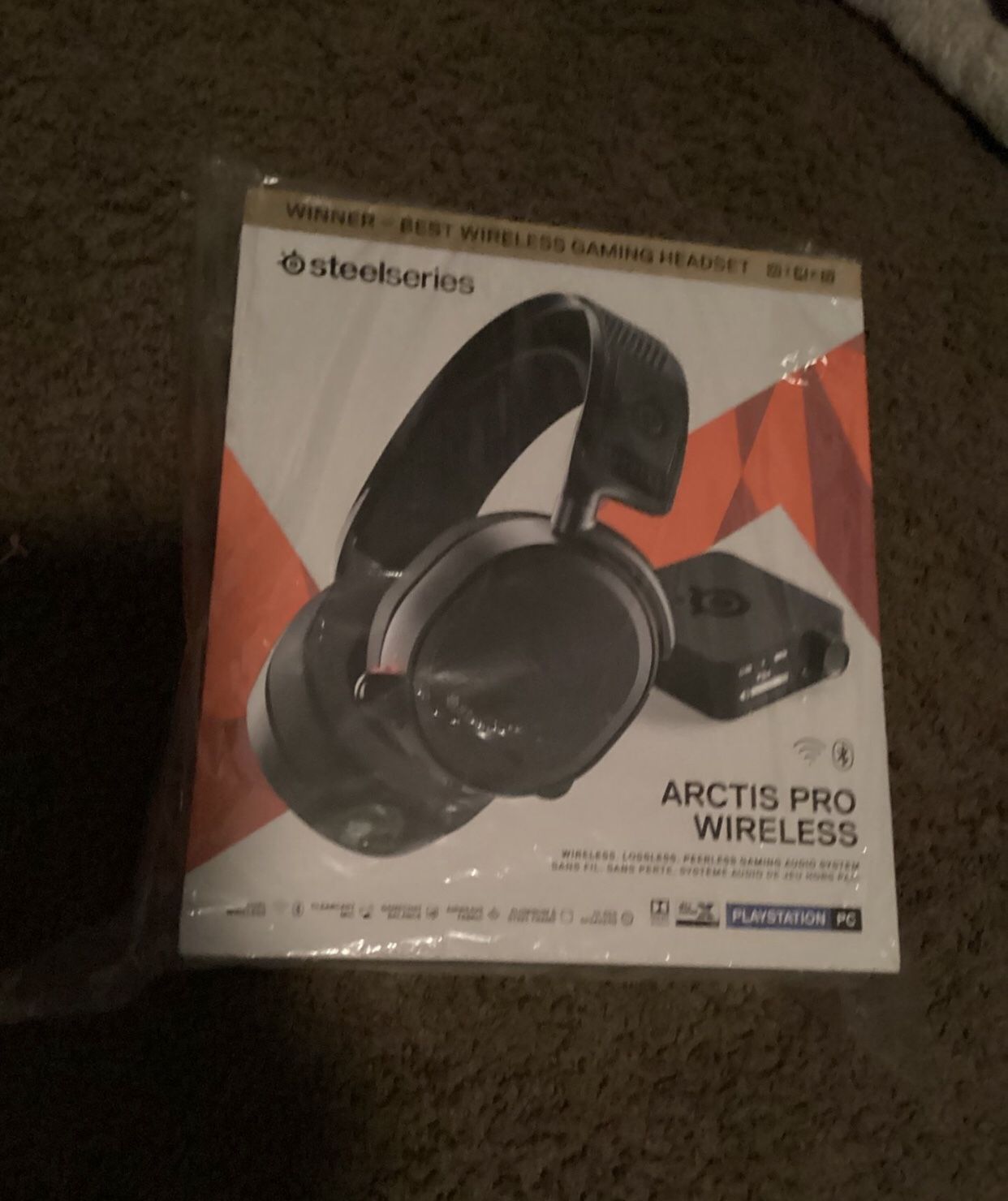 Steel Series Nova Pro *BRAND NEW* Wireless headphones