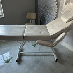 Bed For Facials