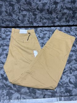 Goodfellow Pants Mens 30x30 Brown Every Wear Slim Chino Comfort Stretch  The Goodfellow Pants for men in size 30x30 are a stylish and versatile choice