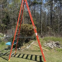 12 Ft Fiberglass Step Ladder
