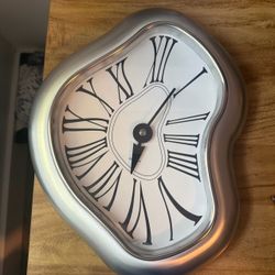 Vintage Kirch Verichron melting Salvador Dali clock not working