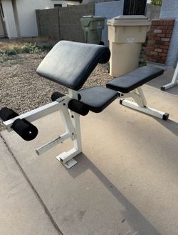 Weight bench