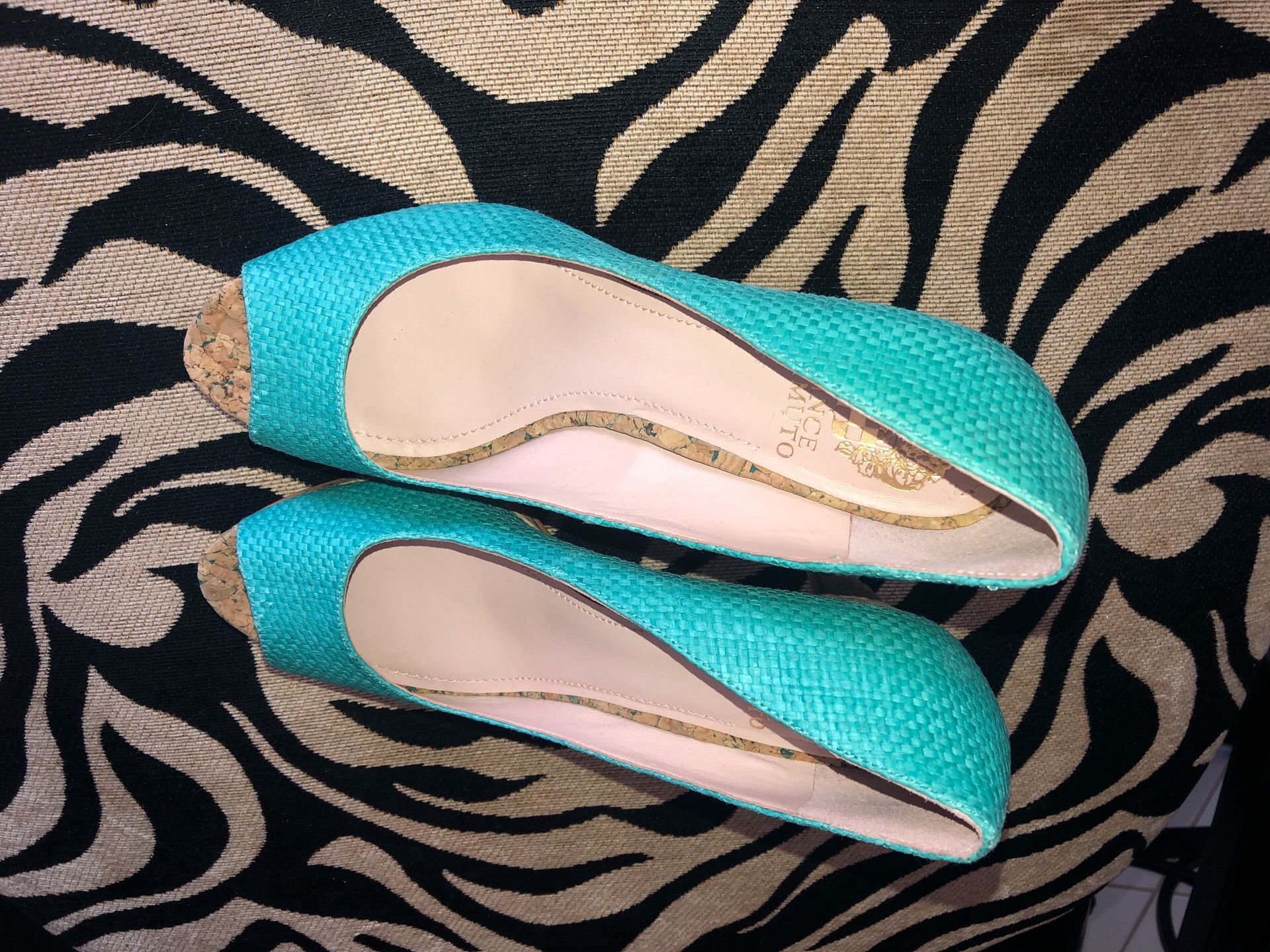 Ladies Vince Camuto Peep Toe Pumps,All Products : American Fashion Style Bags On Sale