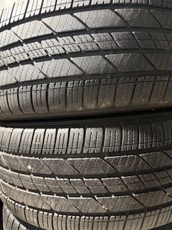 275/50R22 Bridgestone