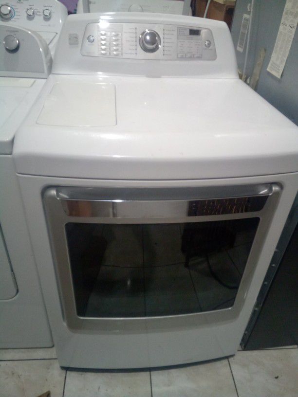 Kenmore 7.4 cuft Gas Dryer 