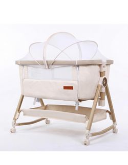 May dolly Bassinet 3 in 1