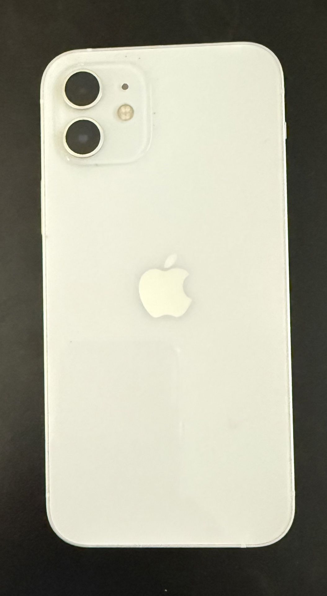 Unlocked White iPhone 12 64 GB