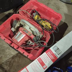 Milwaukee 7 1/4 Tilt Saw 
