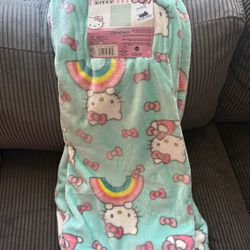 Hello Kitty Blanket.