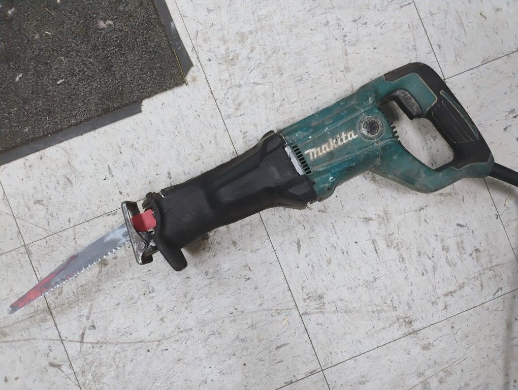 Makita
Makita - 12 Amp Corded Reciprocating Saw
Makita - 12 Amp Corded Reciprocating Saw
Makita - 12 Amp Corded Reciprocating Saw
Makita - 12 Amp Cor