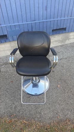 Barber chair