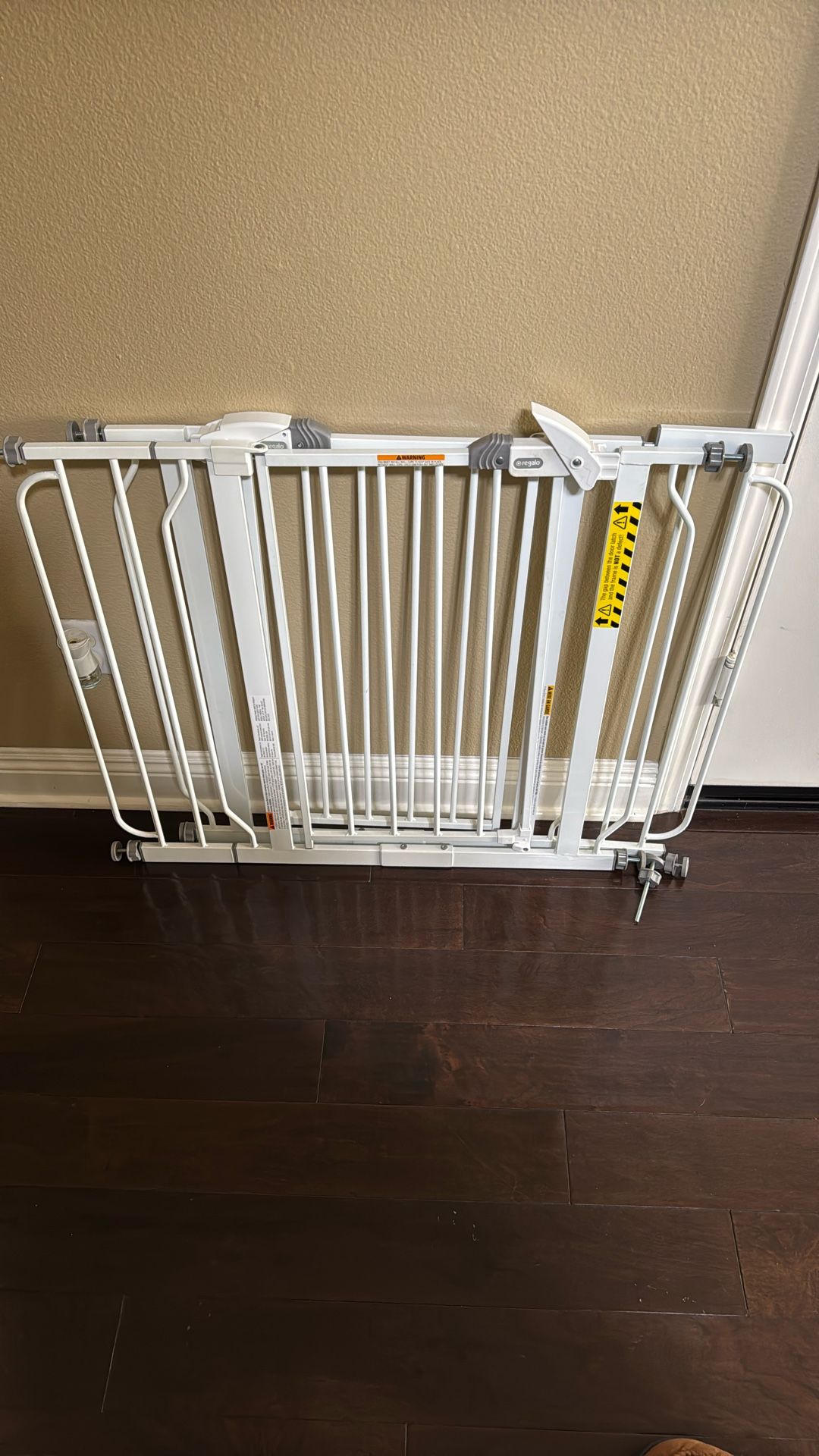 2 Baby Gates