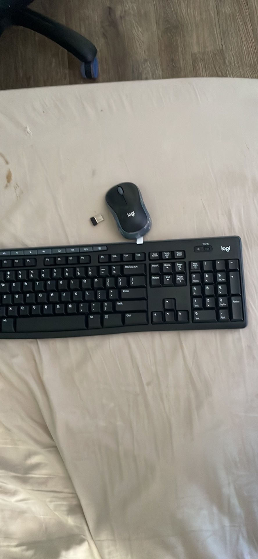 Wireless Keyboard and mouse 