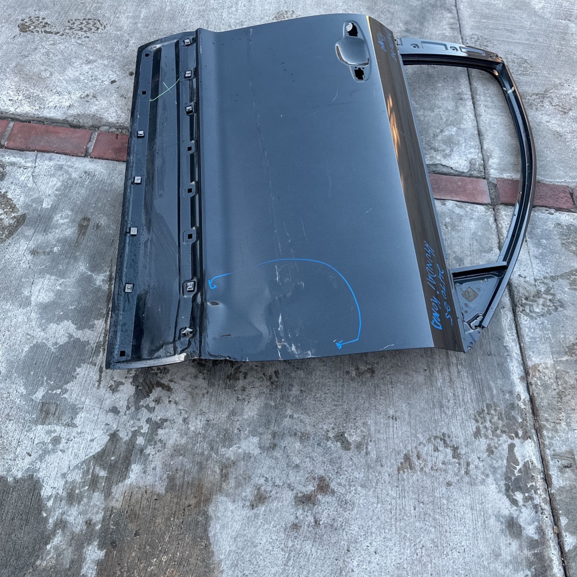 24 To 25 Hyundai Kona Right Front Door