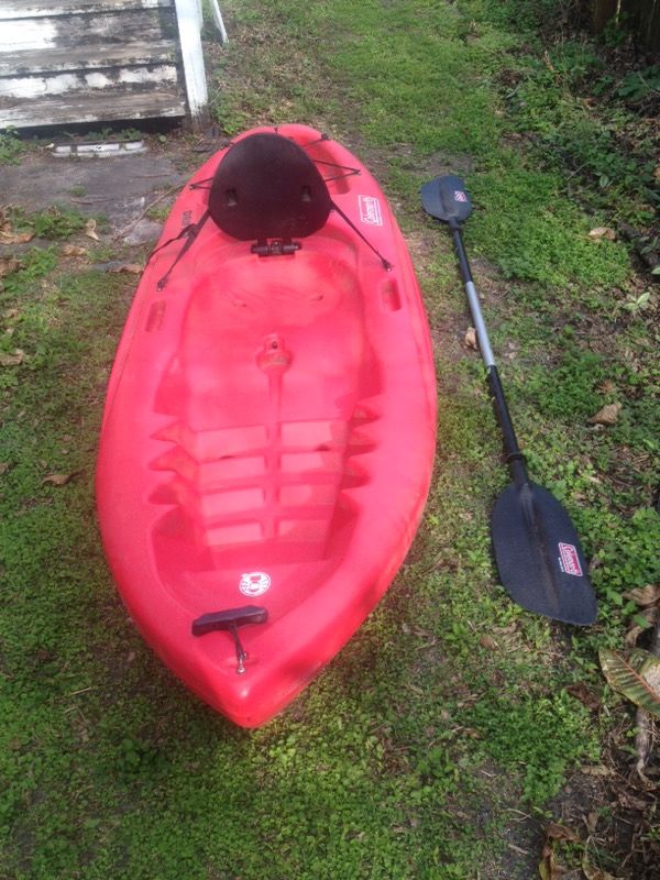 Coleman "drifter" kayak with paddle