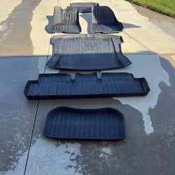Complete Tesla 2023 Floor Mats And Roof Shade