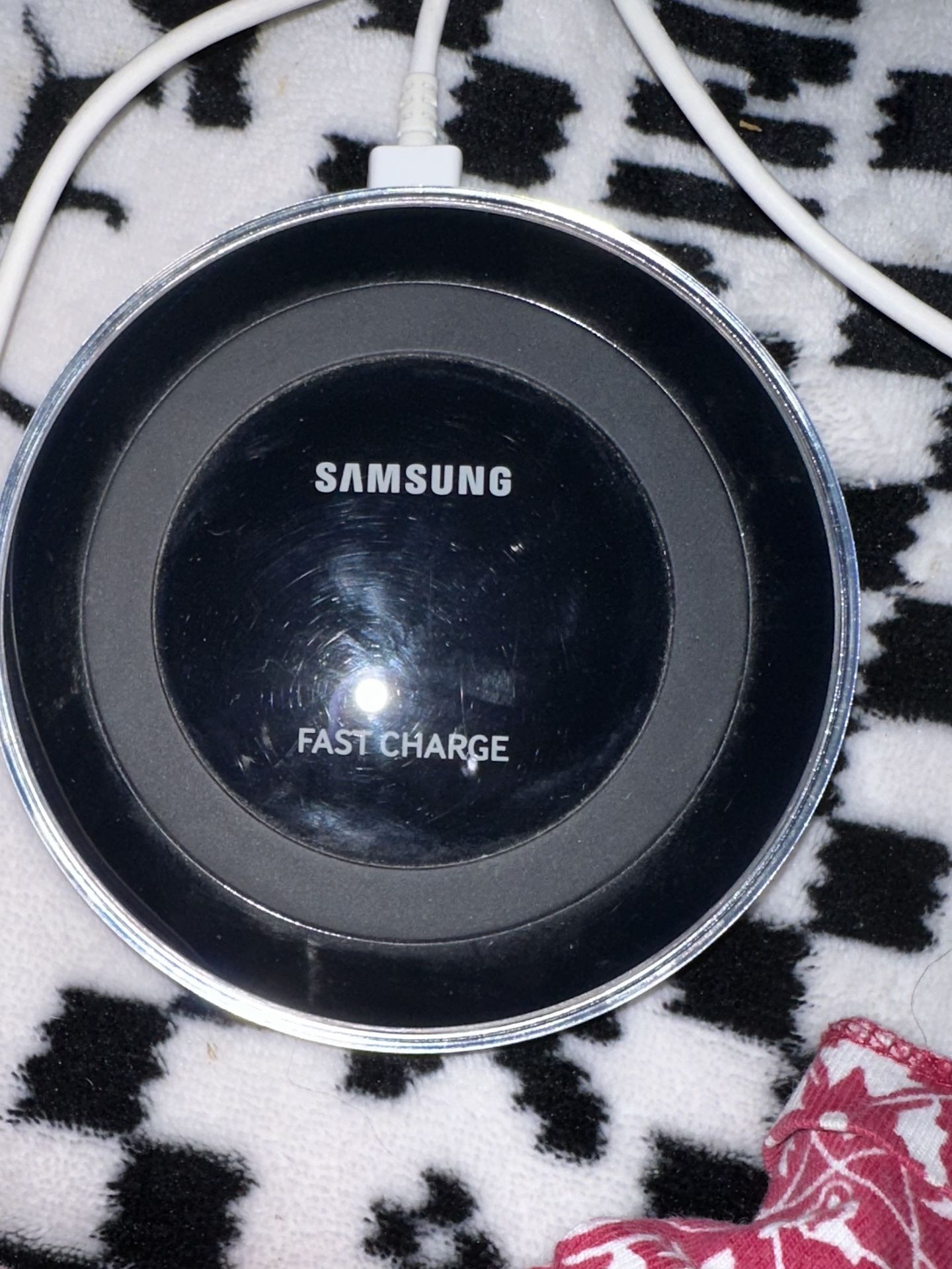 Samsung Wireless Charging Dock