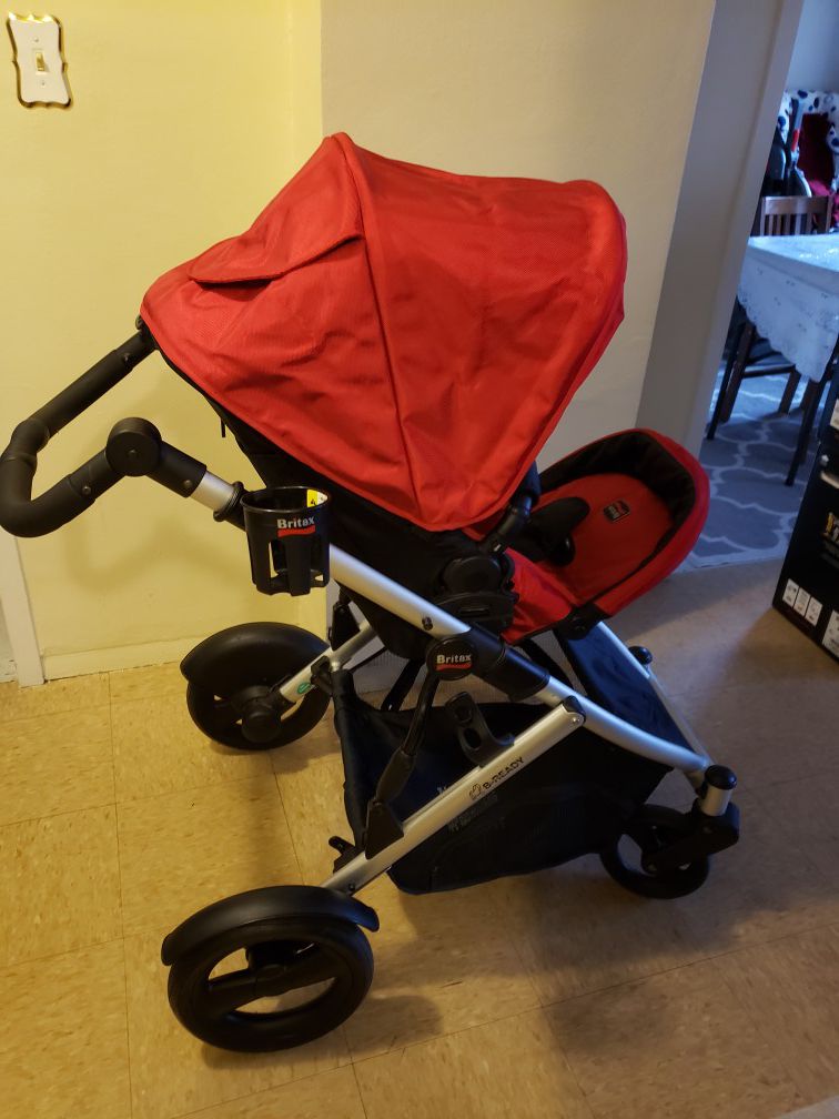 Britax stroller and car seat with bass and free diaper pail by Munchkin