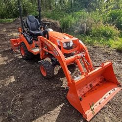 Kubota Tractor 