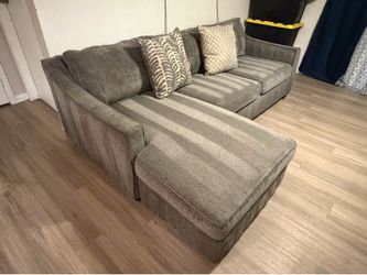 Couch sectional