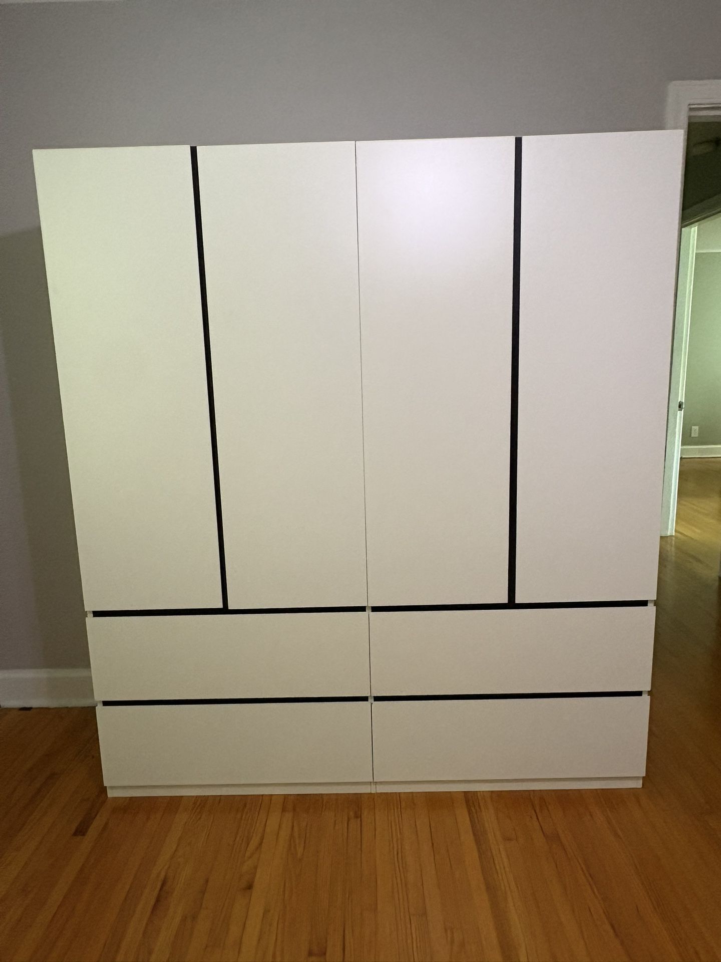 Armoire