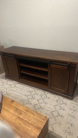 Solid Oak Tv stand