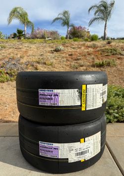 TWO BRAND NEW 275/35ZR18 Toyo Proxes RR Tires 275-35-18 275 35 18