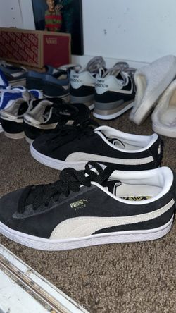 Pumas.. Size 6 Womans. Used Once..