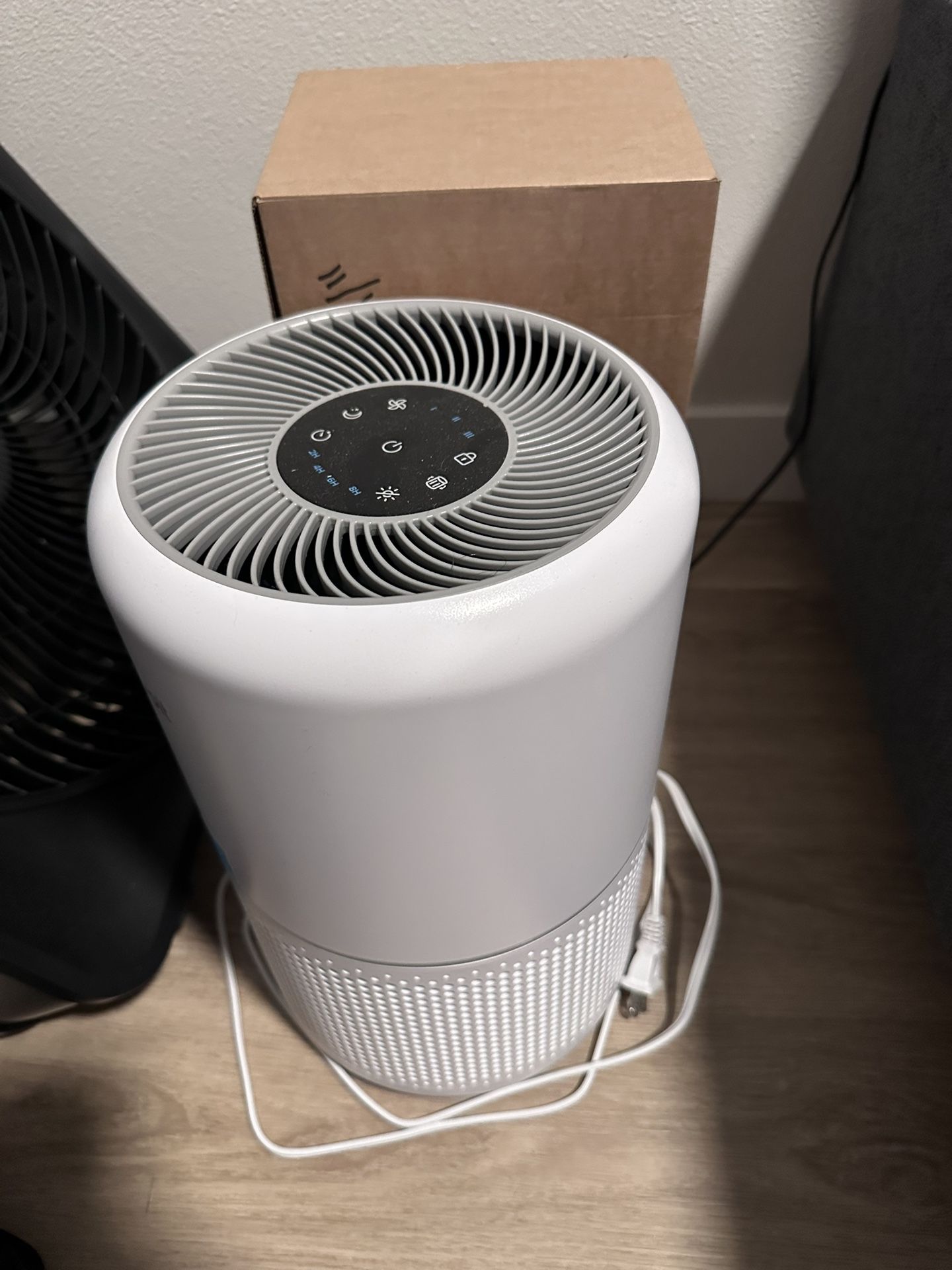 Levoit Air Purifier + 2 Extra Filters
