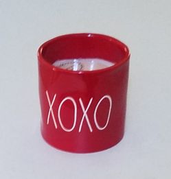 Rae Dunn "XOXO" Candle