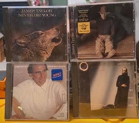 JAMES TAYLOR CD LOT 4 ALBUMS IN VGC $5 EACH OR $15 FOR ALL 4