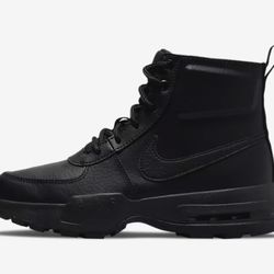 Nike Boot