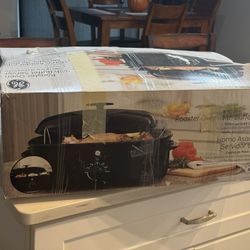 Turkey Roaster Oven With Buffet Server 