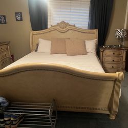 Cal King Bed room Set 
